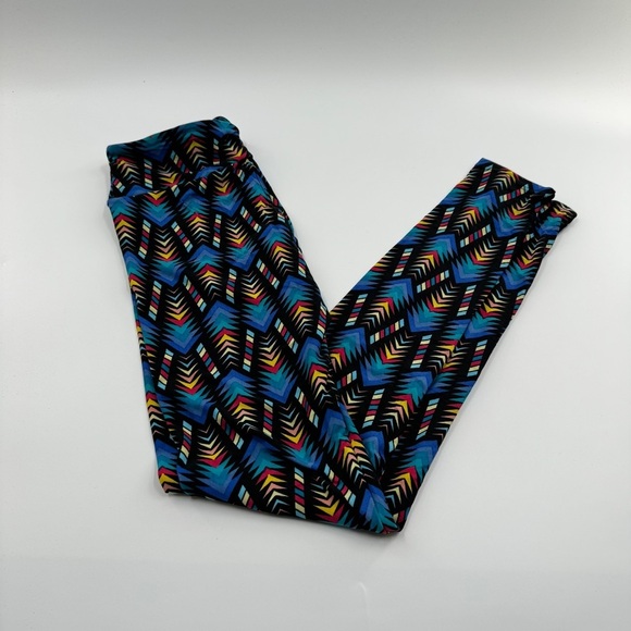Pants - LuLaRoe One Size (OS) Leggings – Buttery Soft Stretchy Printed Leggings